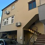 Chill House